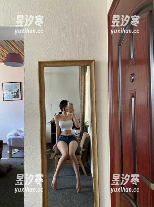 Cool文茜 微密圈 - 打卡成功!这张原图里的Cool文茜少女有种让人想要收藏的魔力!