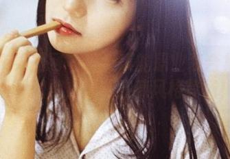 GIRLT果团网 – 莫雅琪的职业装合集：上班不默默，无限热辣风格登场！