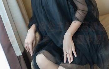 IMiss爱蜜社 – 俞公主私拍高跟鞋：那种刺眼的小确幸，没事别多想！