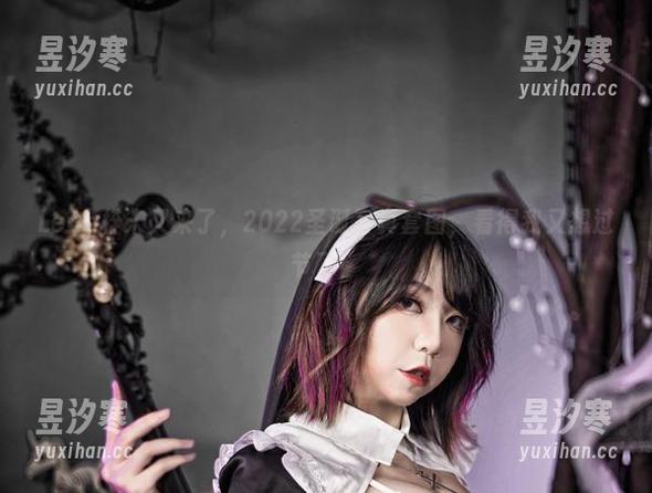 Leah梓未又来了，2022圣诞写真套图，看得我又想过节了！