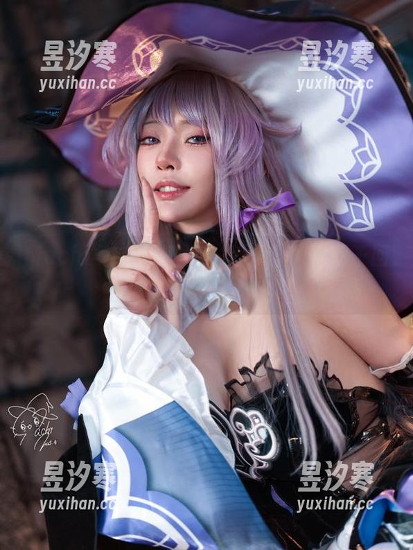 Machi马吉最新图册，透明却又百转千回的小心思。