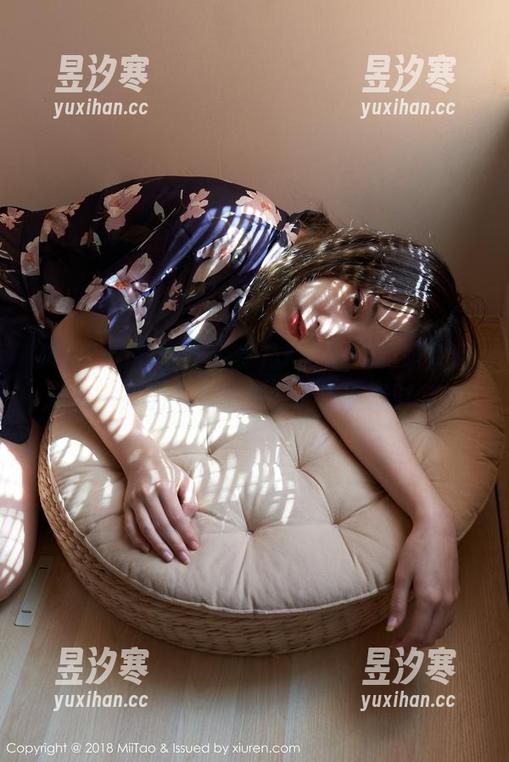 MiiTao蜜桃社-梦乃Mandy MiiTao蜜桃社 - 梦乃Mandy的职业装合集:她的气场能把会议室变成时装秀