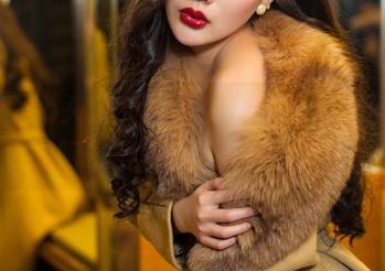 TouTiao头条女神 – 原图在这里，但黑色的阿依努尔瓦娅你见过吗？