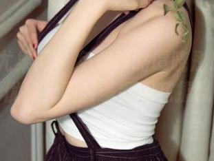 UGirls尤果网 – 免费领略谭晓彤职业装的优雅，图片多到眼花撩乱