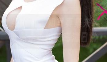 UGirls尤果网 – 学姐写真集来袭，韩乐优带你走进她的高清日常