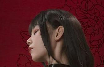 如果让Uki雨季继续更新，2BA2的作品集资源永远不是个错，继续让我惊呆！
