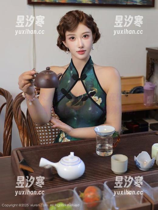 Xiuren秀人网 - 原图分享：在HeyuZhang的睡衣宇宙中遨游，意外满满！