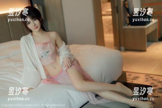 Xiuren秀人网 - 翻看vetiver嘉宝贝儿的秘书图集，才发现原来办公室那么好玩！