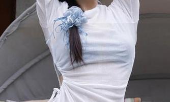 Xiuren秀人网 – 圣诞的魔力？没错是夏晓Maggy的美图在作怪