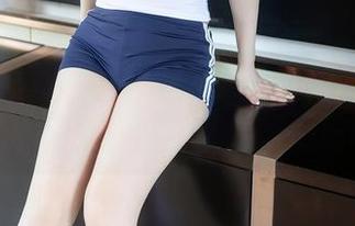 Xiuren秀人网 – 奈汐酱nice的婚纱写真集：明明奇怪，偏偏怪得美丽