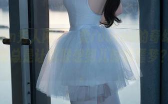 Xiuren秀人网 – 媃柔rourou的奇幻美图：剧情总是让我联想到儿时的噩梦？哈哈。