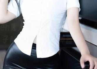 Xiuren秀人网 – 美图？这网袜，是糯美子Mini的“穿搭神器”吗？