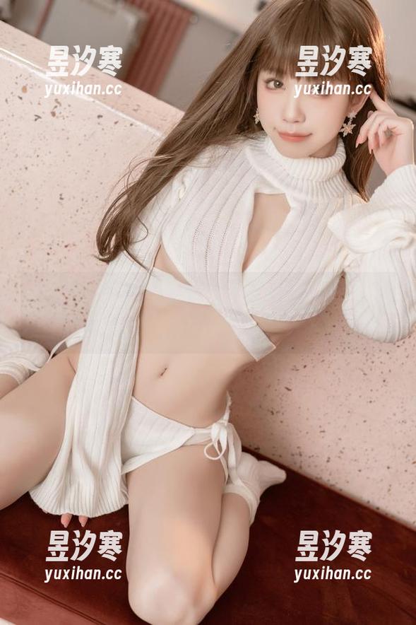 aqua水淼 aqua水淼的“学妹”不只是一张图,全套都让人想起了当年的懵懂。