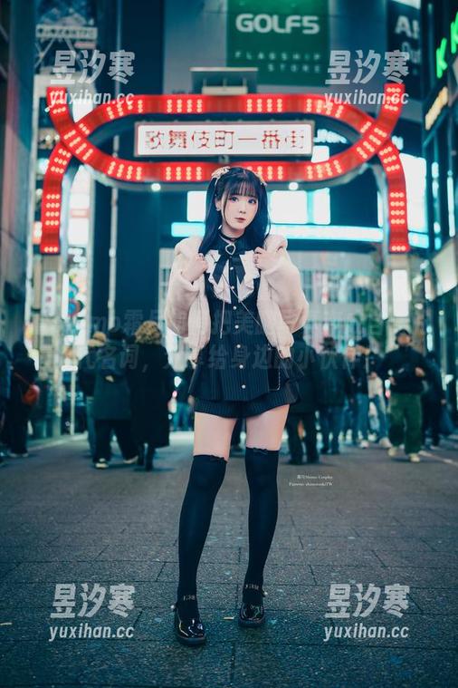 shimo霜月 看shimo霜月如何把美腿写真变成自信的代名词,分享给身边的小伙伴!