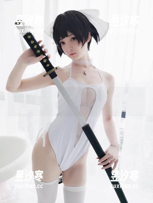 心乱如麻的白丝时刻，一小央泽让无圣光的图片变得有趣。