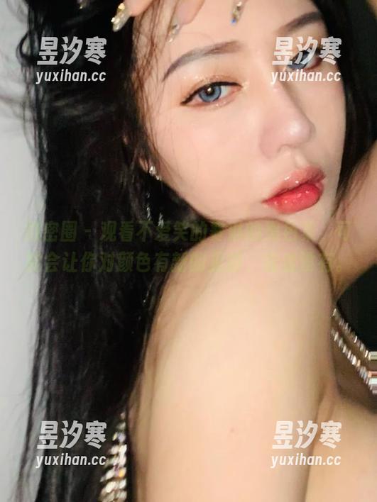 不爱笑的赛琳 微密圈 - 观看不爱笑的赛琳的黑色集,可能会让你对颜色有新的见解,或者没有。