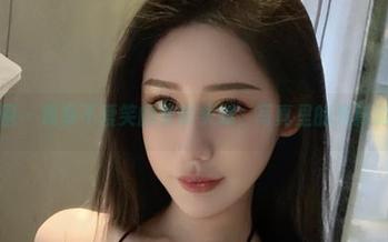微密圈 – 观察不爱笑的赛琳学妹，写真里的光影游戏！