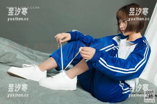 丽柜-露露 丽柜 - 啊,露露的清纯系列!这都是多少张图片?分享的每一幅都让人想轻声叫出声。