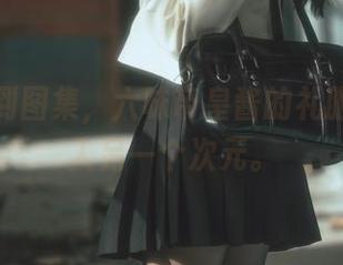 从原图到图集，六味帝皇酱的礼服带你走入另一个次元。