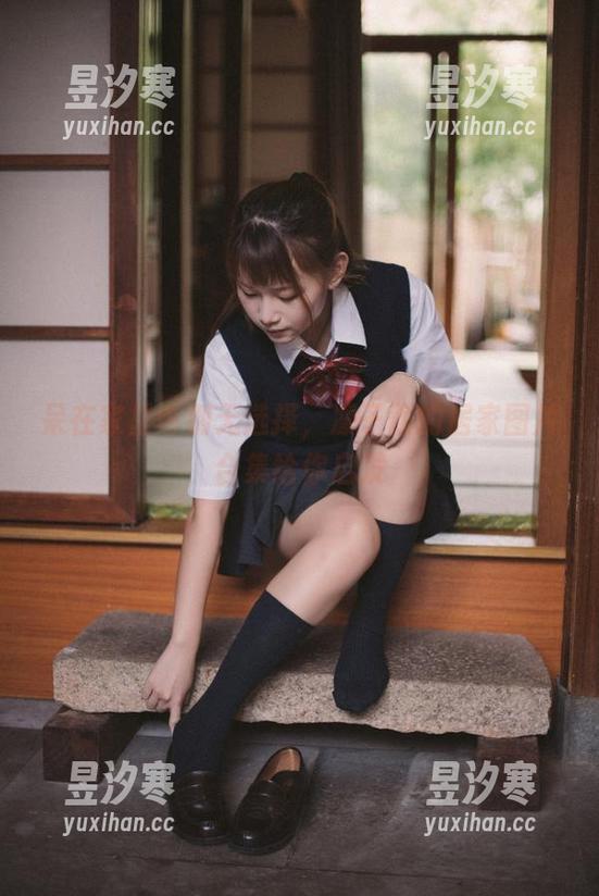呆在家里也别无选择，凛子酱的居家图片合集给你启发