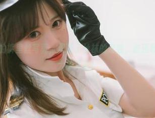 千反田鹿子的裤里丝写真，见证了丝袜的逆袭，谁还敢说裤子不能大放异彩！