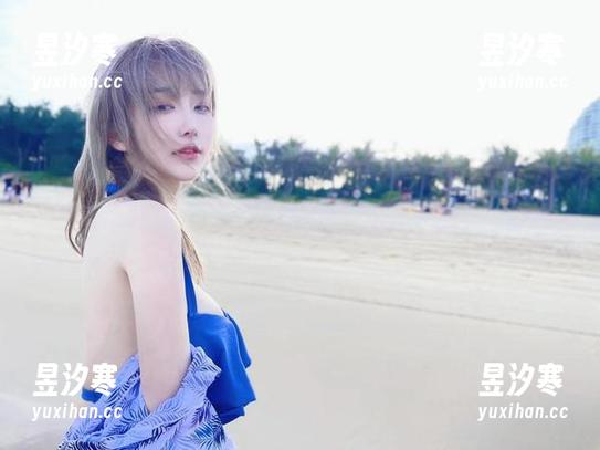 看啾小妍Deer的高清甜心写真，给你的心上午茶来一杯吧！