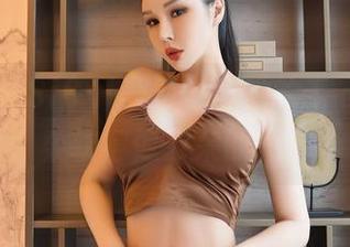 嗲囡囡 – SiByl李思宁与她的毛衣写真，柔软得像云朵的幻想