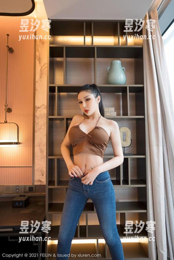 嗲囡囡 - SiByl李思宁与她的毛衣写真，柔软得像云朵的幻想