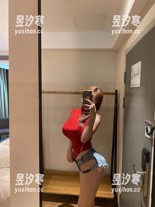 奶宝妹纸 微密圈 - 奶宝妹纸全套上线,下载不下载,随你意,不过那身材……真让人不忍直视(好像)。