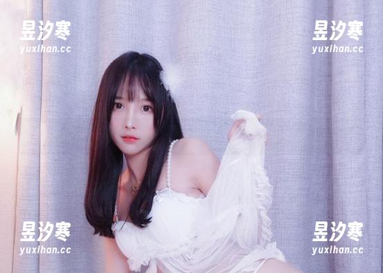 小小奶瓶儿 生日限定的仙女兔,图集中小小奶瓶儿发梦的一角