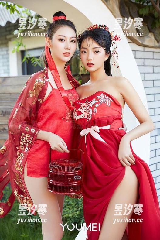 尤蜜荟-张茜茹 尤蜜荟 - 又一波张茜茹的全套贴身女秘图包,打开后竟然陷入思考……