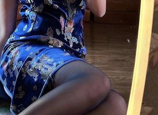 微密圈 – 张思允的黑丝制服—明亮无圣光，暗藏千种想象！