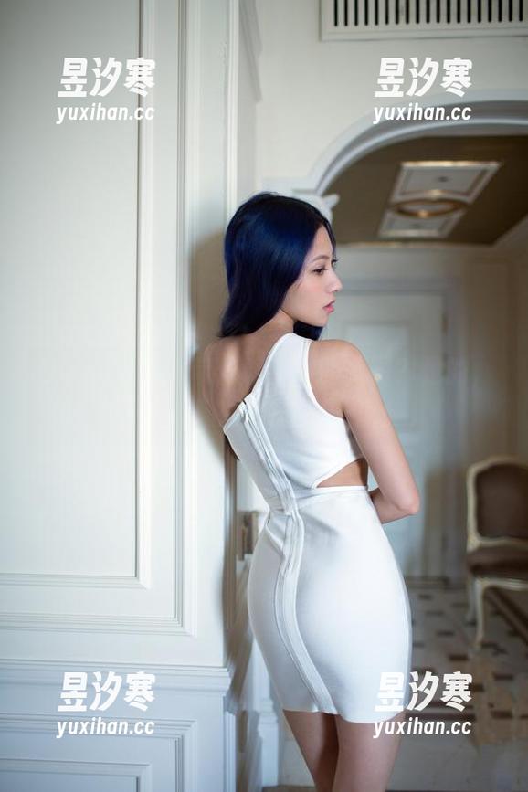 推女郎-曾水 推女郎 - 曾水带你看海边的美图?是的,只要别把头埋在沙子里!