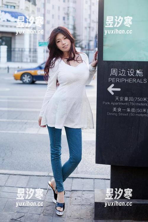 推女郎 - 谭冰最新图册：天台上的无聊时光