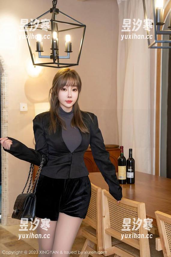 星颜社 - 职业装写真，makiyo苏朵朵藏了多少心机原图在里面？只想看个究竟呢。