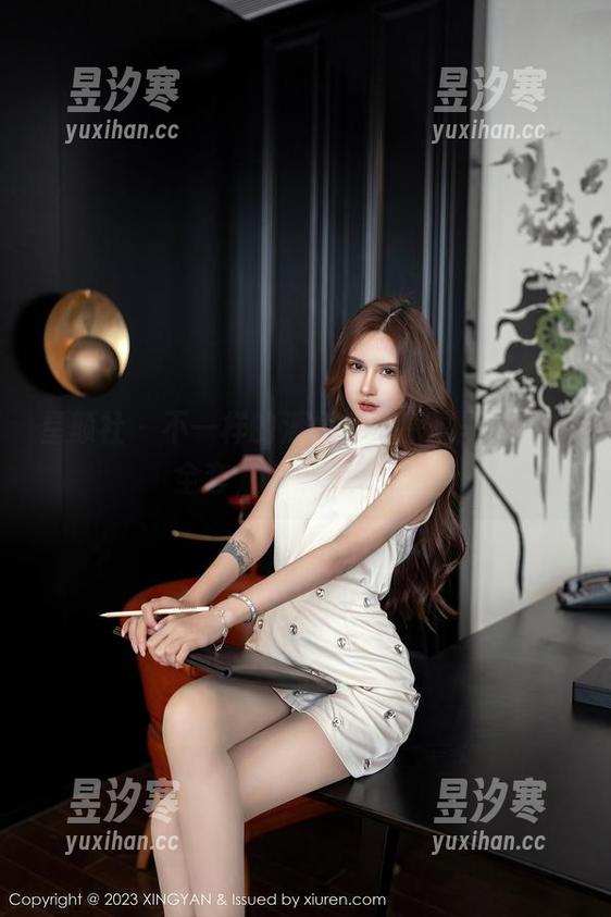 星颜社 - 不一样的潘娇娇，原图里的毛衣全套，满满的随性。