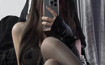 不止是万圣节，是你的阿薰呀的图库最新花样玩转Halloween，一起看吧？呵呵。