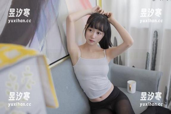 木绵绵OwO的美图白裙真心不好意思，水印去掉没商量！