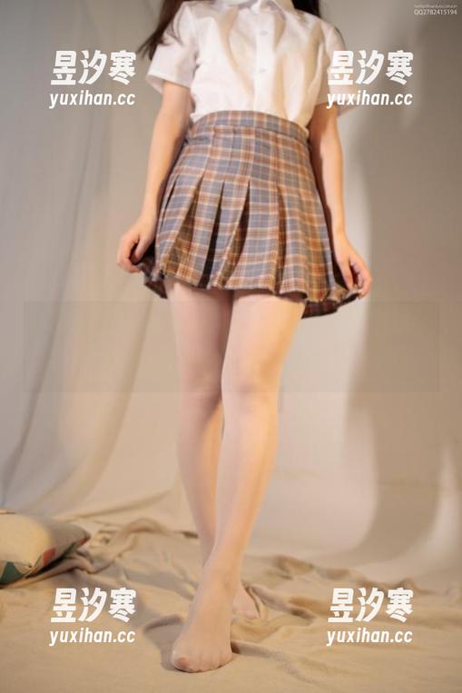 森萝财团 - 小奶糕Milky的写真新尝试，你没想到的“有料010”