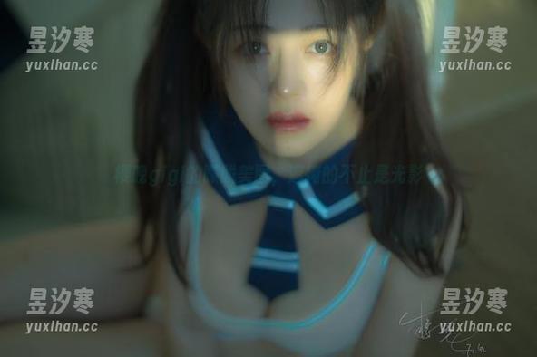 樱晚gigi 樱晚gigi的朦胧美图,遮掩的不止是光影