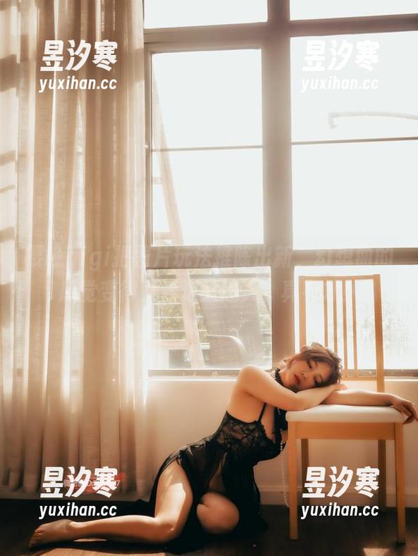樱晚gigi把图片玩法推陈出新，幻想曲的感觉变得又活泼又迷人，真有才！