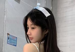 微密圈 – 看到火龙果羊的黑连体吊带合集，我突然觉得人生需要点无圣光的调味！