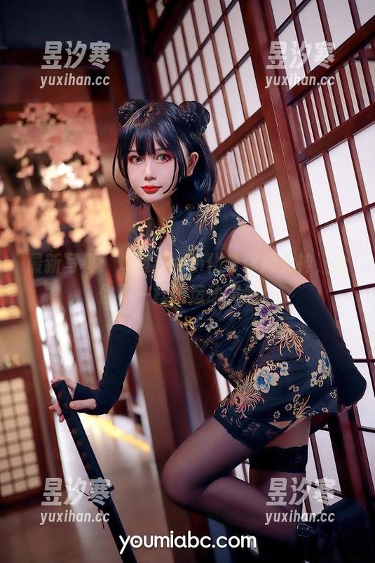 最新写真：炸蛋Boom化身体操女神，给你不一样的运动灵感！