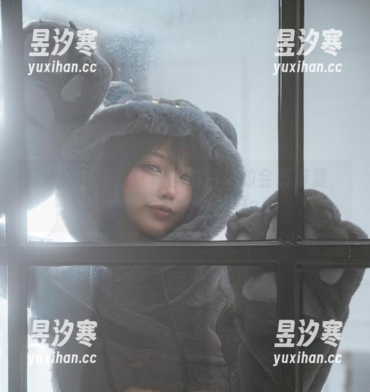 狐洛洛子 真心问一句,订阅狐洛洛子的会员资源,原图有没有新意呢?
