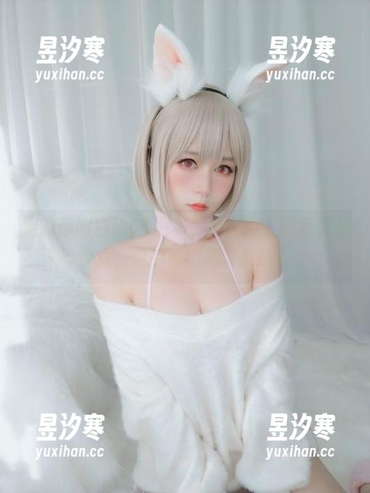 定制你的白银81图集，今天的主题是轰龙少女，选择哪个角度最撩？