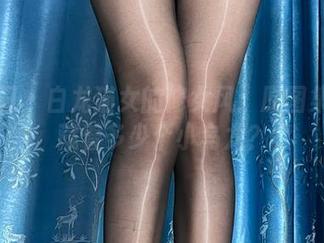 微密圈 – 白龙猫女的修女风：原图集合里藏着多少个小乌龙？