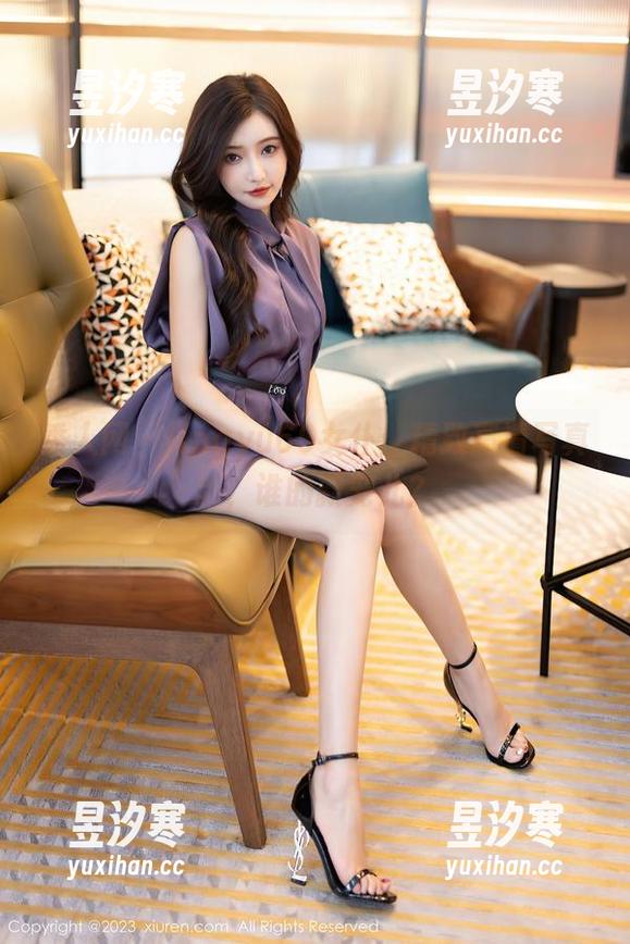 秀人网 - lingyu69女仆：精致高清写真集，谁的新宠儿？