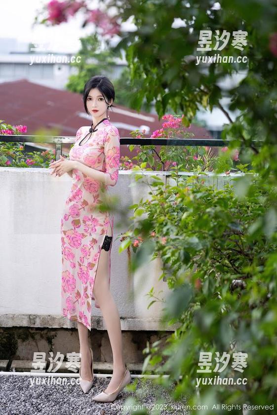 秀人网-mini米妮 秀人网 - 自信满满的mini米妮,免费美图剧情为何总让我唏嘘不已