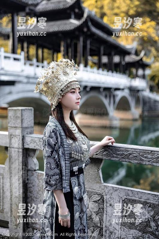 秀人网-冯木木 秀人网 - 你见过无圣光职场OL吗?冯木木套图声称给你不一样的启迪?
