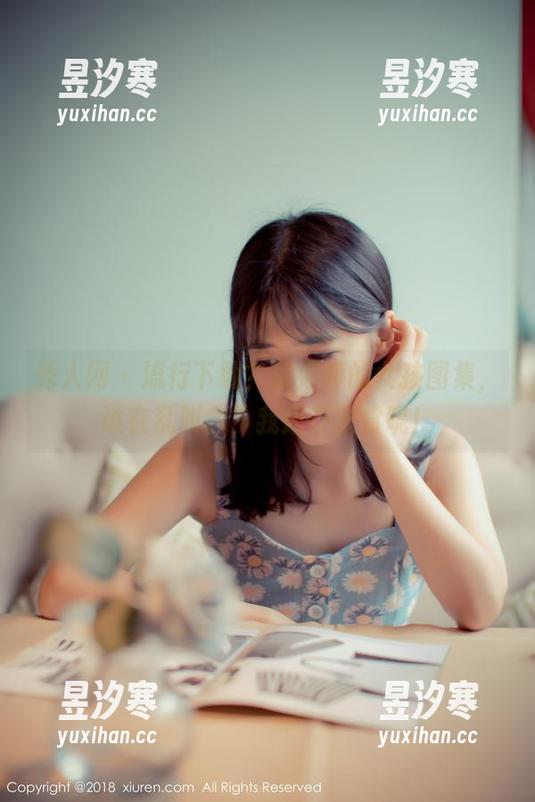 秀人网 - 流行下载？刘婷婷的女孩图集，谁在乱叫我？我还在欣赏呢！